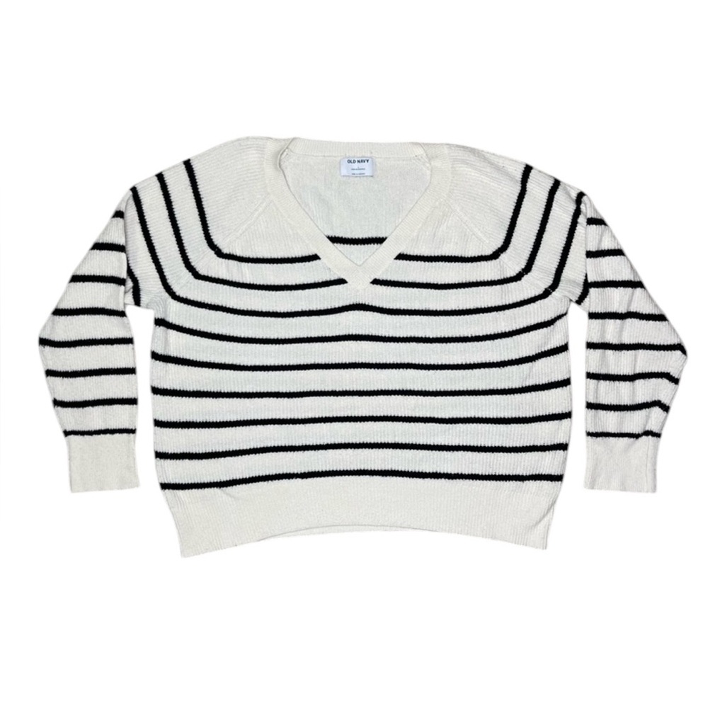 Old Navy sweater